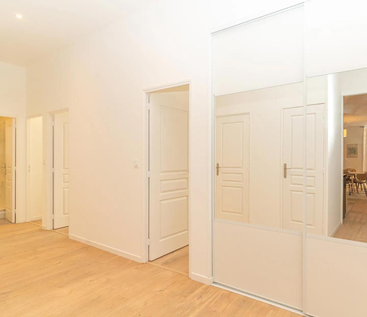 Apartment Central, Calme Et - 6 Places Marseille